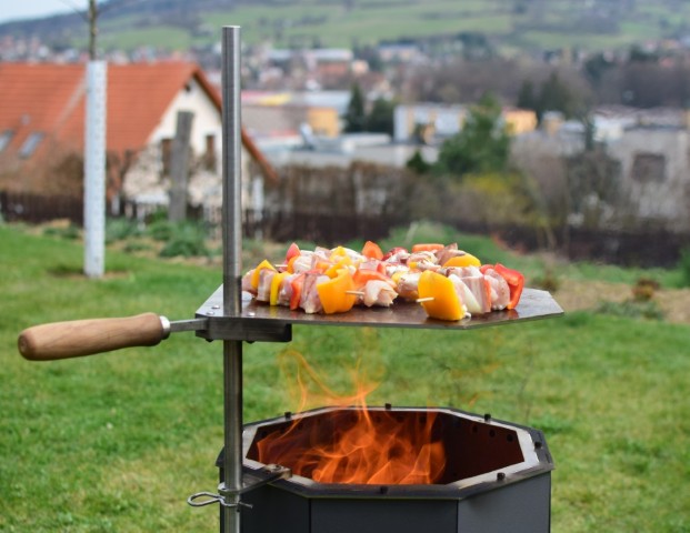 Grilování na Caminqa